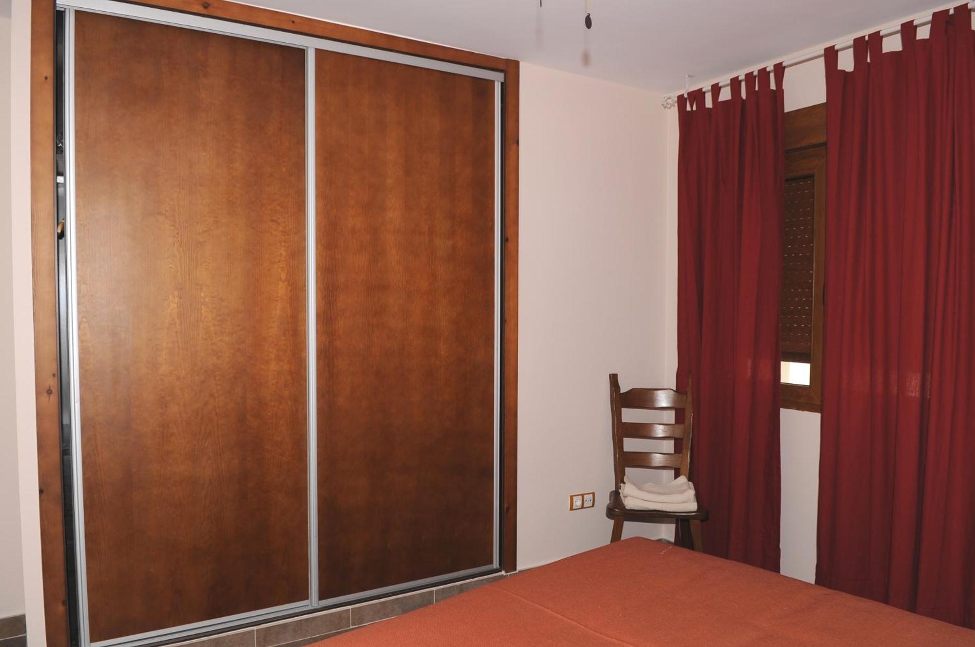 Edificio Reyes Apartment La Adrada Luaran gambar