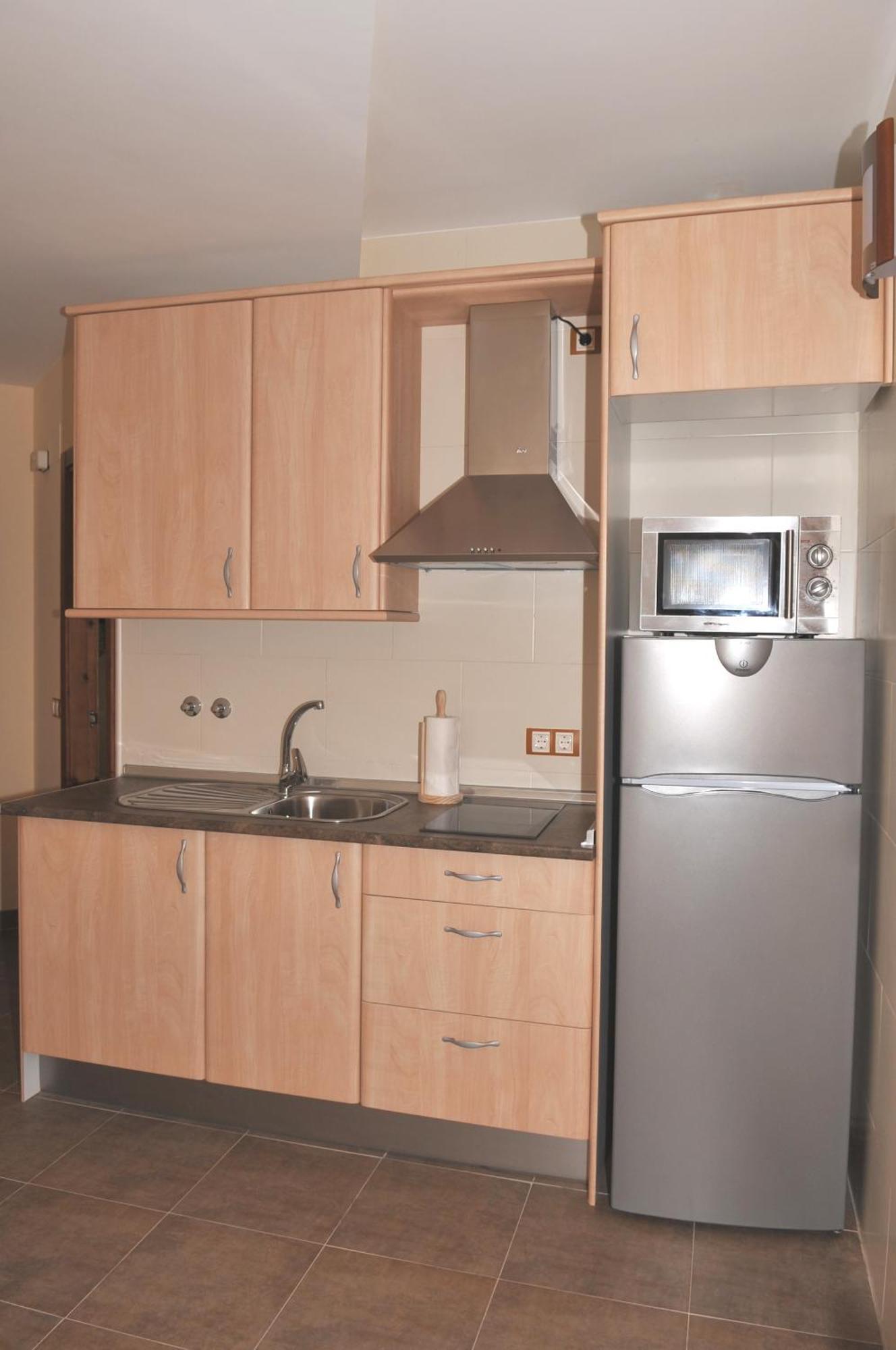 Edificio Reyes Apartment La Adrada Luaran gambar